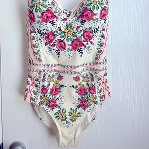 Garden veil Lipsi Printed One-Piece Swimsuit